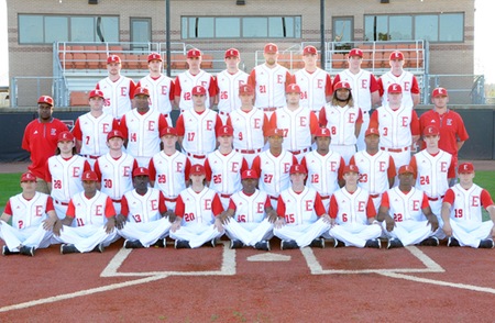 EMCC Lions finish season with 25-20 baseball record following playoff sweep at Hinds