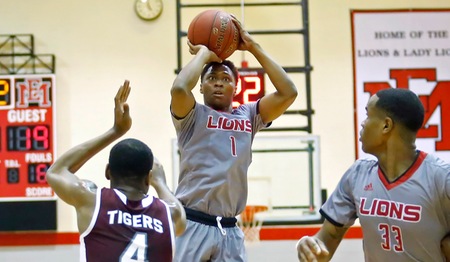 EMCC Lions fall to division-leading Holmes 71-66 in men's hoops nightcap